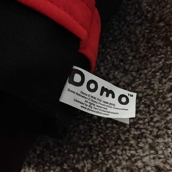 Giant Rare NWT Y2K Domo-kun Stuffed Plush Black Karate Kung Fu Martial Arts 16" - Picture 3 of 4